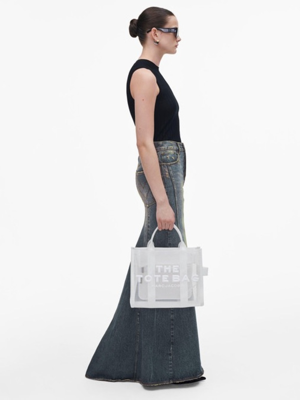 Marc Jacob’s Women’s The Mesh Medium Tote Bag - White - Picture 7 of 16
